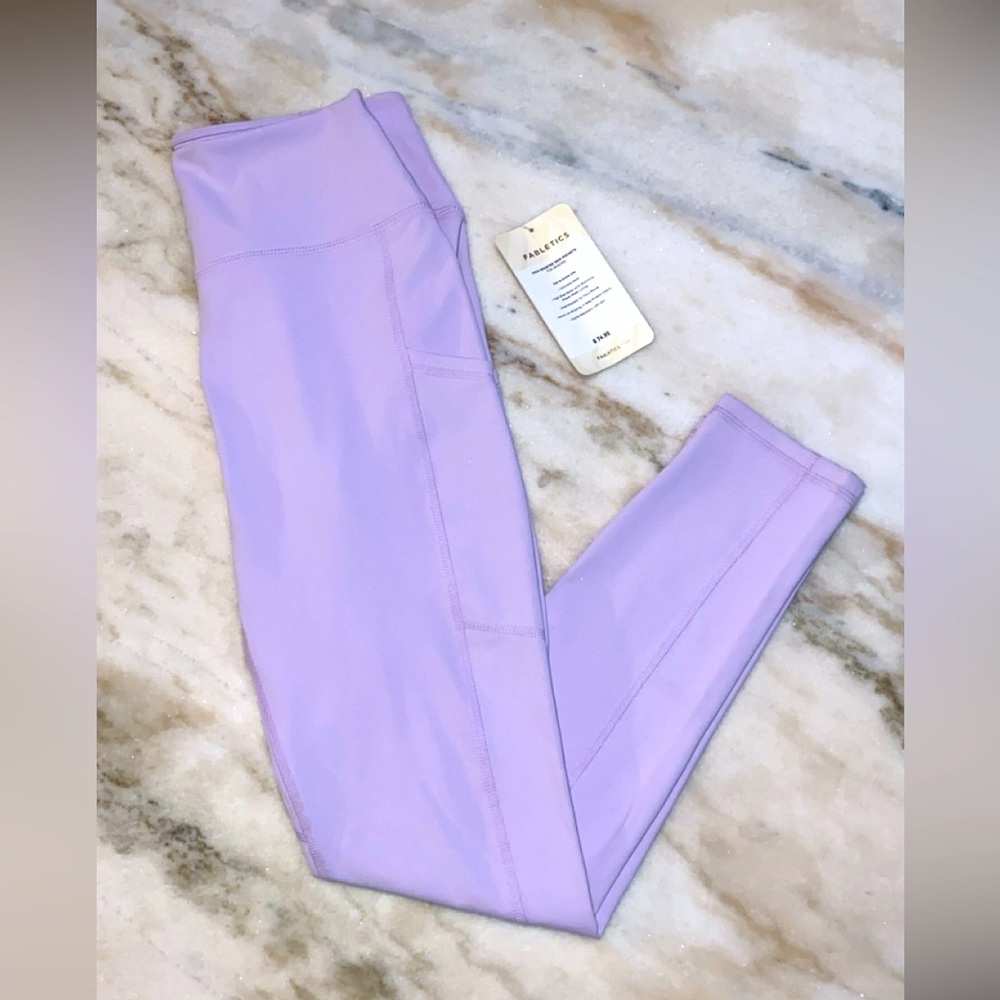 NWT Fabletics Women’s High Waisted Leggings w/Side Pockets